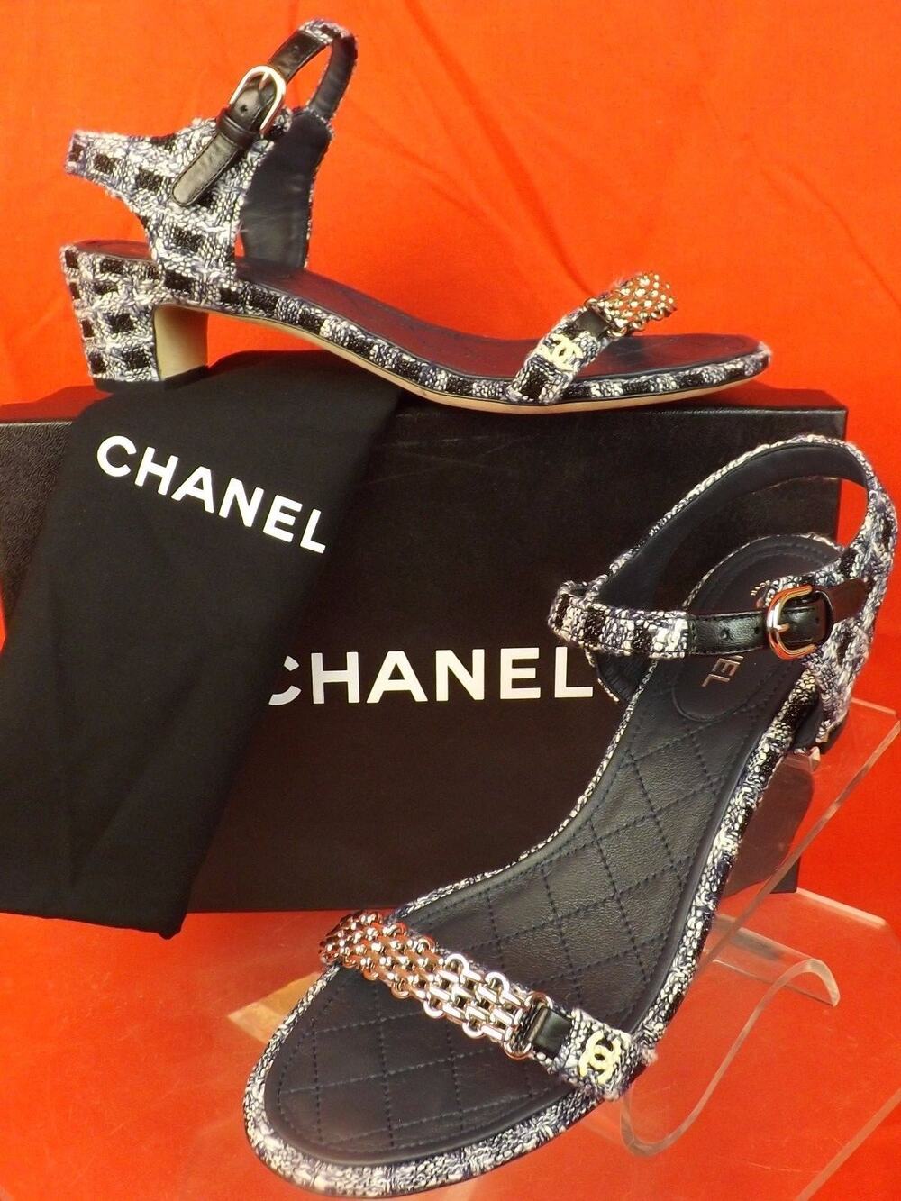 CHANEL G31705 BLUE TWEED GOLD CHAIN CC PEARL LOGO SANDALS LOW HEEL PUMPS 39.5 9